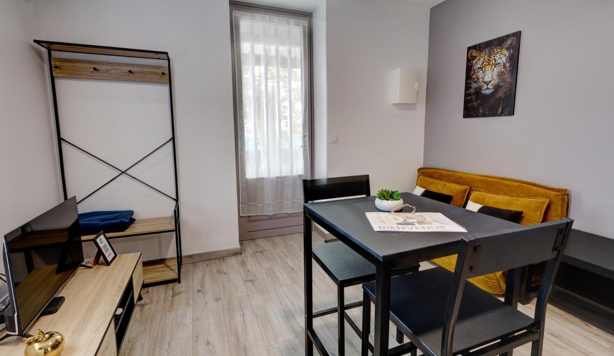 Le Westy 2 Apartamento Hieres-Sur-Amby Exterior foto